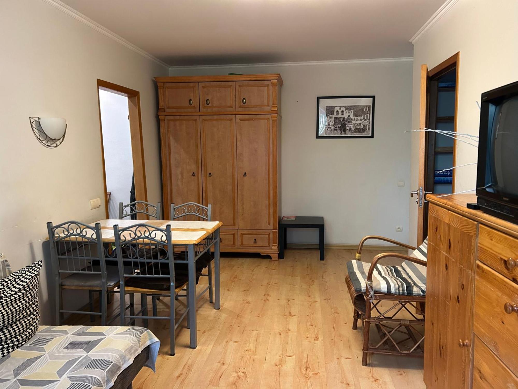 Three Bedroom Stepana Bandery Street Riwne Exterior foto